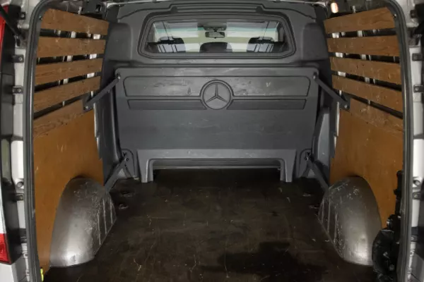 Mercedes-Benz Vito 111 CDi/32 (2003-2010) 2