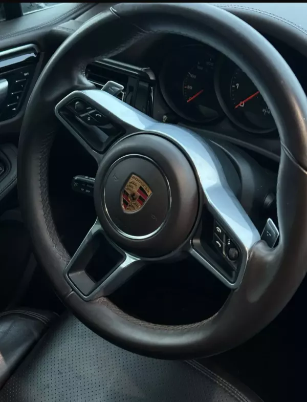 Porsche Macan Spirit (2019-2019) 3