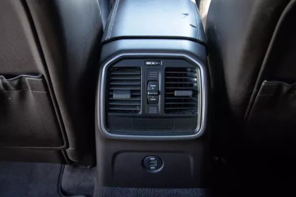 Porsche Macan Spirit (2019-2019) 6