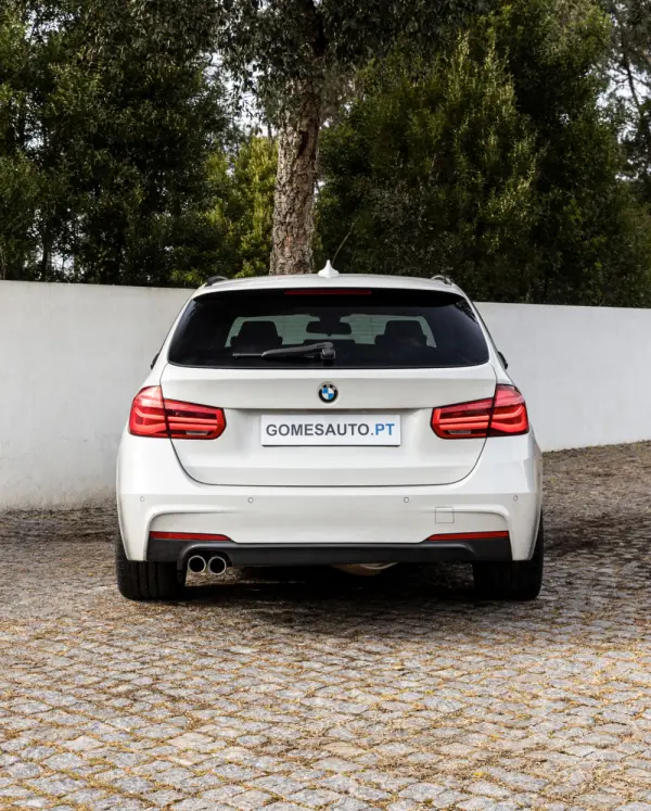 BMW 335 d xDrive Pack M 4