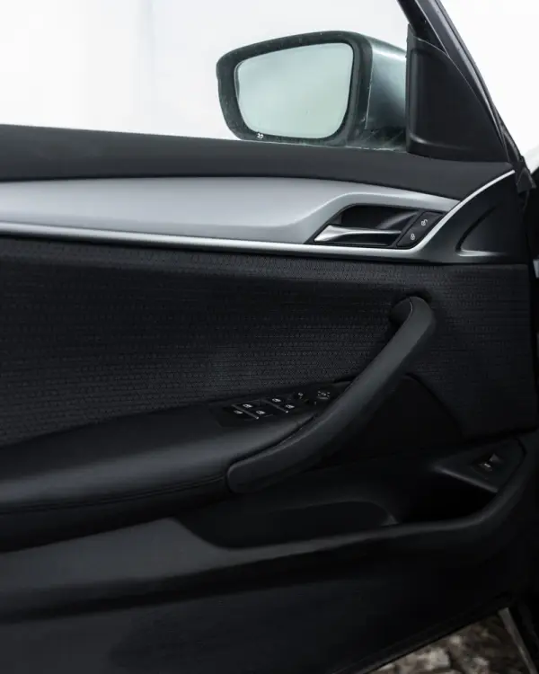 BMW 520 d Aut. Luxury Line 14