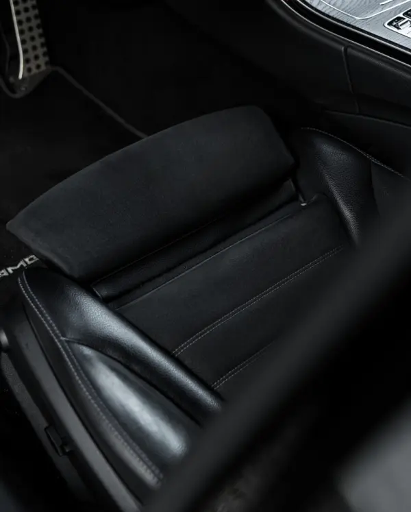 Mercedes-Benz C 300 e AMG Line 10