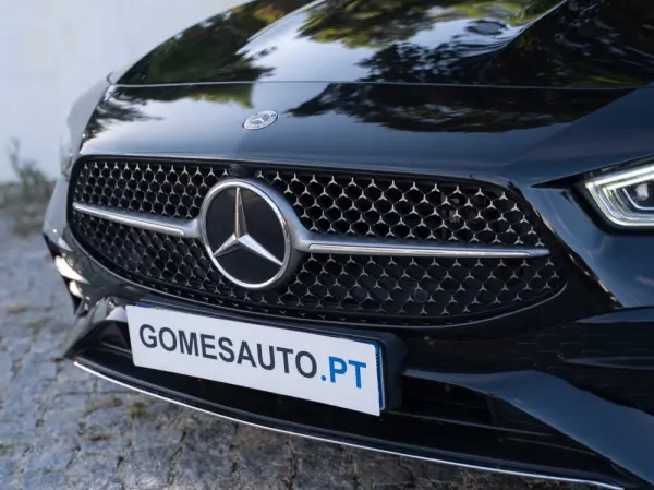 Mercedes-Benz CLA 250 e Shooting Brake AMG Line 36
