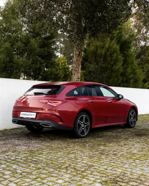 Mercedes-Benz CLA 250 e Shooting Brake AMG Line 2