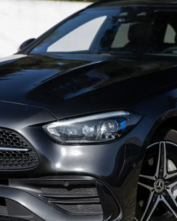 Mercedes-Benz C 300 e Avantgarde 28