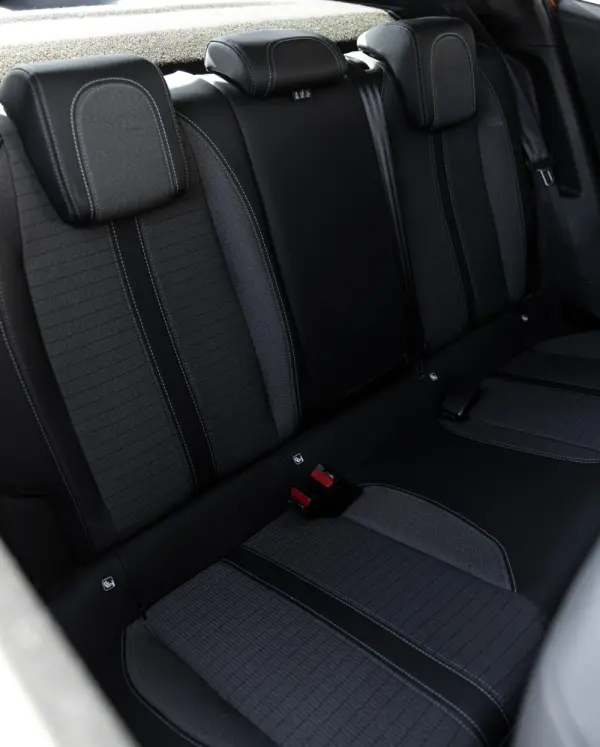 Peugeot 2008 1.2 PureTech Style EAT6 20