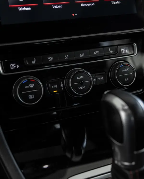 Volkswagen Golf 2.0 TSi GTI DSG 24