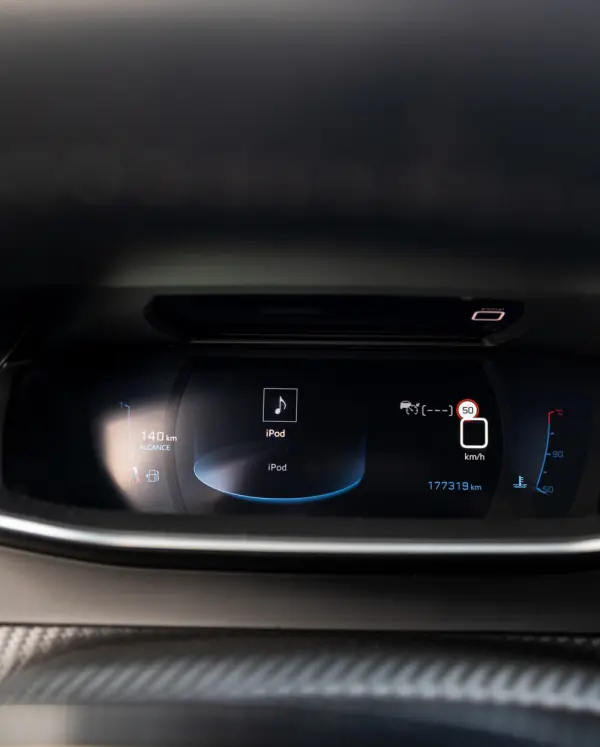 Peugeot 208 PureTech 75 Allure Pack 10