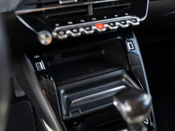Peugeot 208 1.2 PureTech Active 13