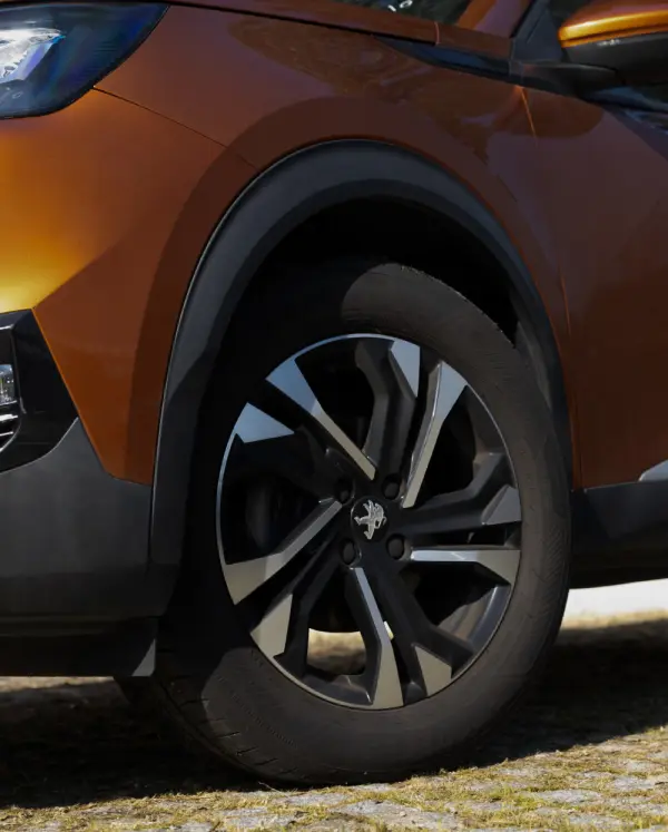 Peugeot 2008 1.2 PureTech Allure EAT8 8