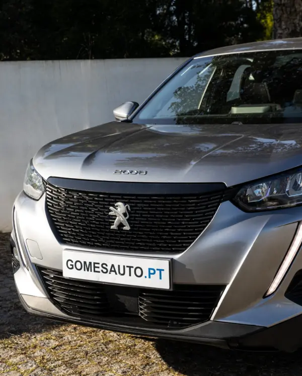 Peugeot 2008 1.2 PureTech Style EAT6 8