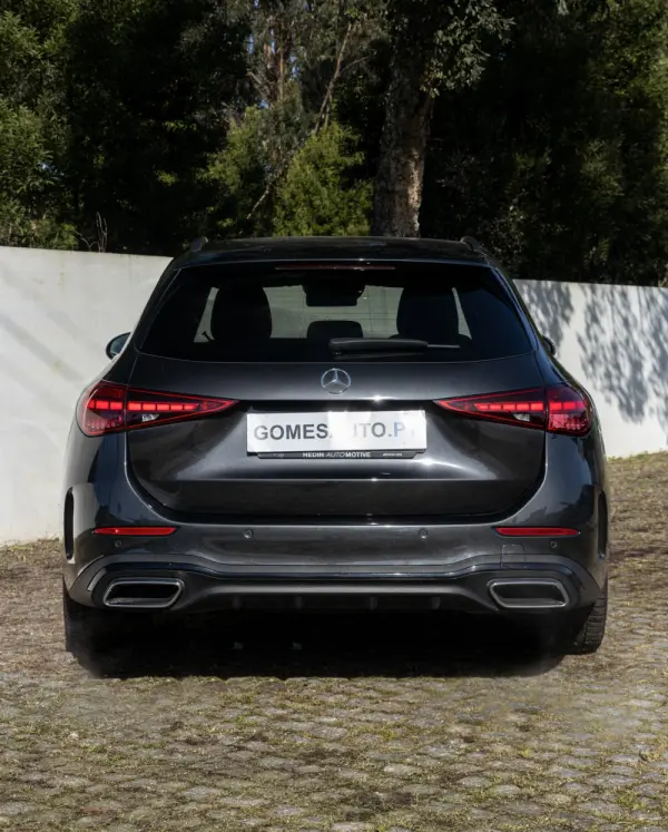 Mercedes-Benz C 300 e Avantgarde 7