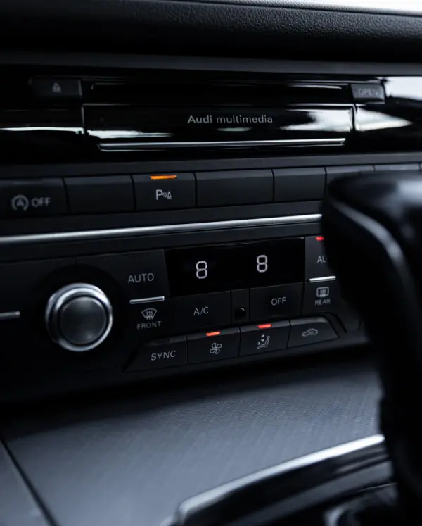 Audi A6 Avant 2.0 TDi Business Line S-line S tronic 13