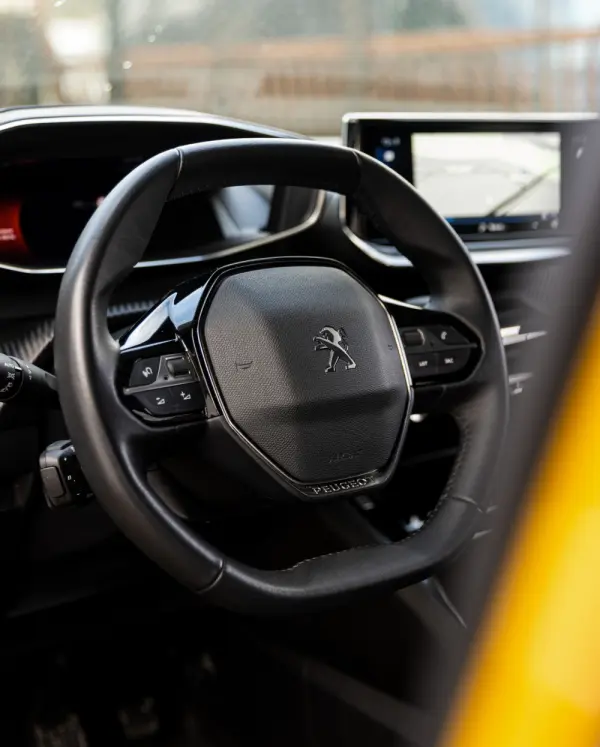 Peugeot 208 PureTech 75 Allure Pack 20