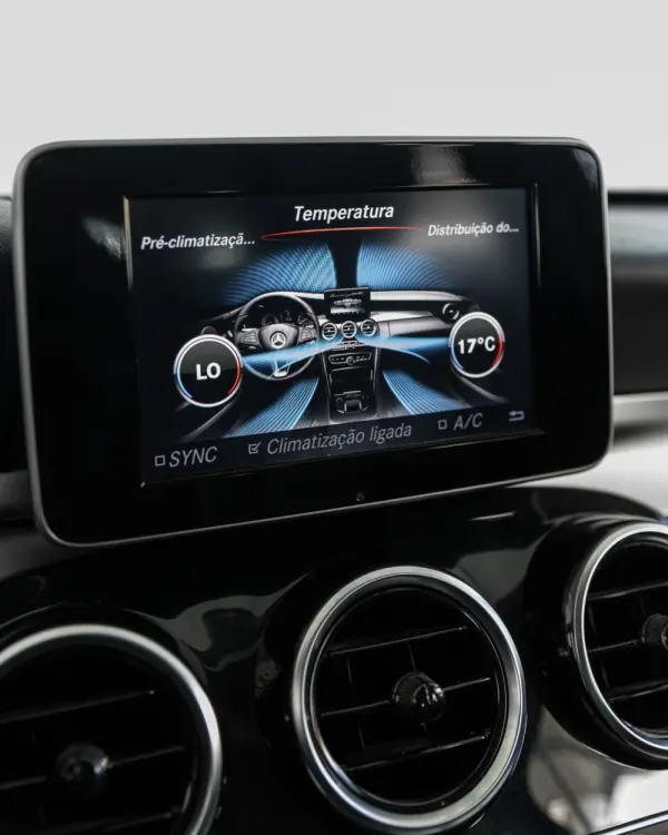 Mercedes-Benz C 350 22