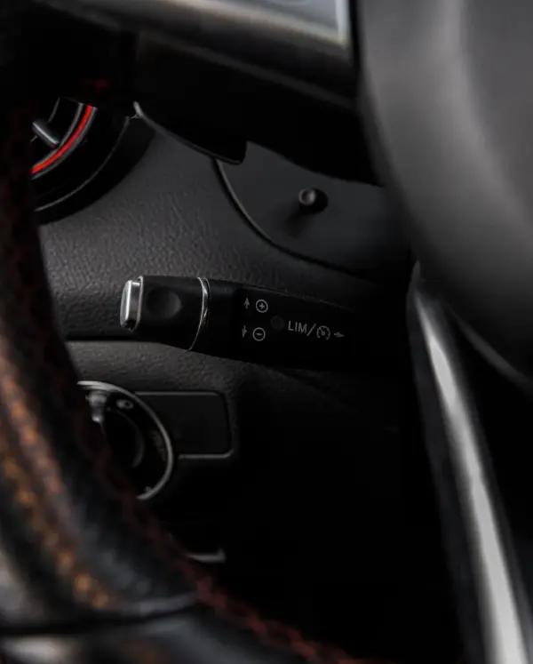 Mercedes-Benz CLA 45 AMG 4-Matic (2016-2018) 22