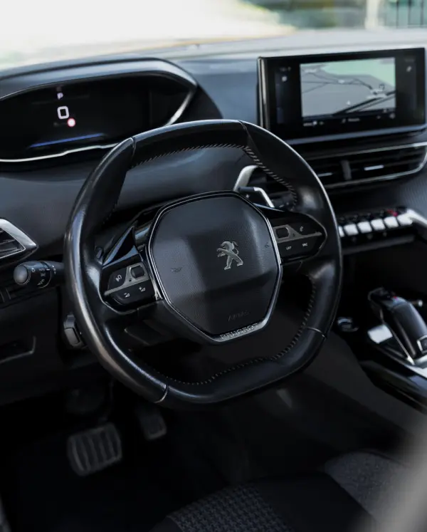 Peugeot 2008 1.2 PureTech GT Line EAT8 18