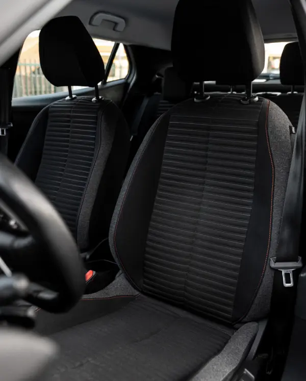 Peugeot 2008 PureTech 130 EAT8 Allure 17