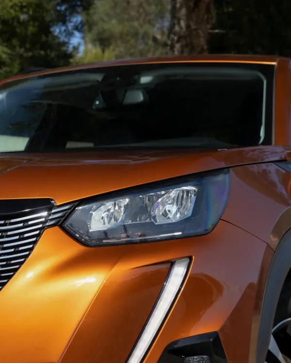 Peugeot 2008 1.2 PureTech Allure EAT8 7
