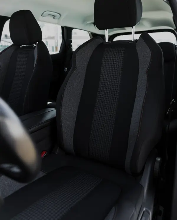 Peugeot 2008 1.2 PureTech GT Line EAT8 22