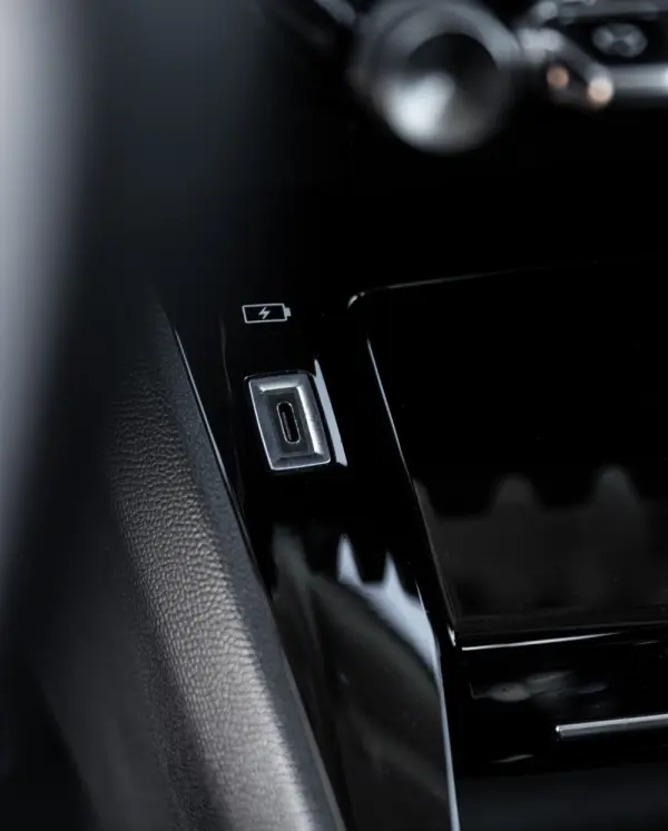 Peugeot 2008 1.2 PureTech Style EAT6 18