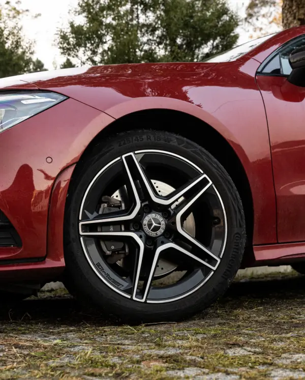 Mercedes-Benz CLA 250 e Shooting Brake AMG Line 6