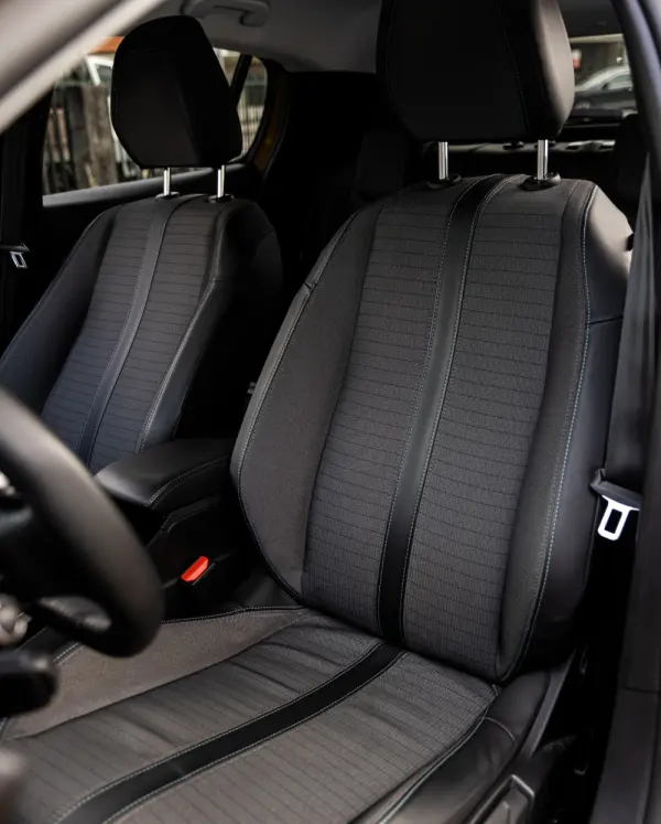 Peugeot 208 PureTech 75 Allure Pack 21