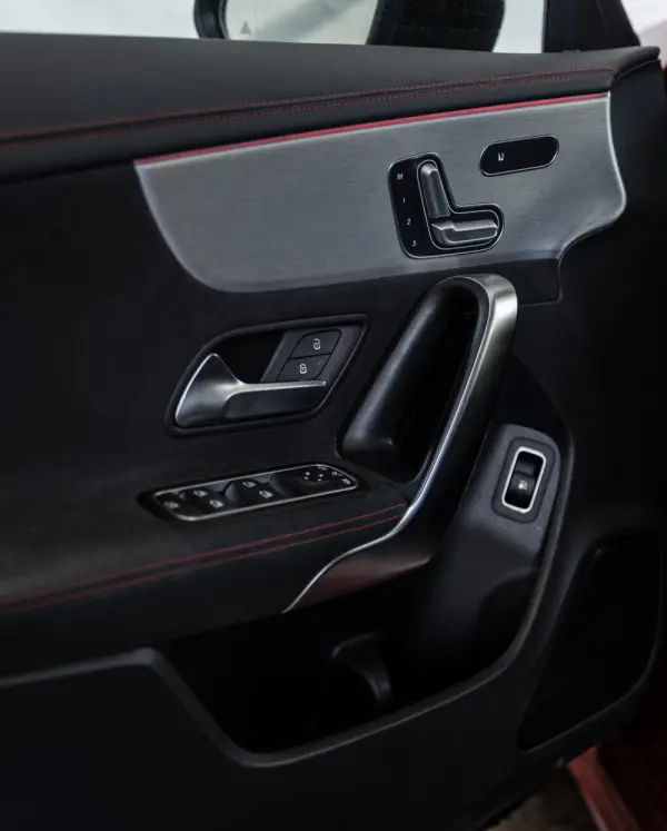 Mercedes-Benz CLA 250 e Shooting Brake AMG Line 28