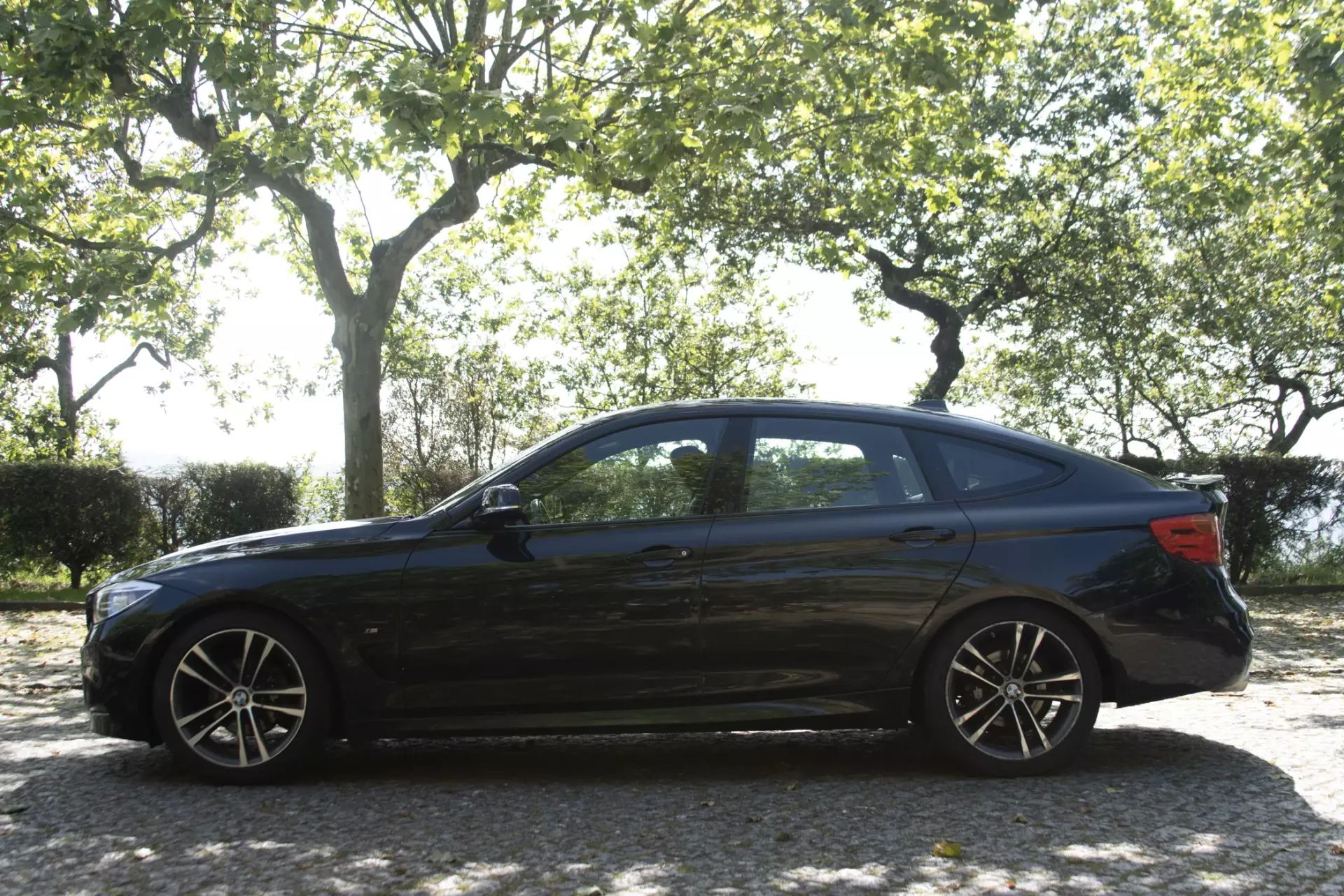 BMW 318 d Touring Auto (2012-2015) 10