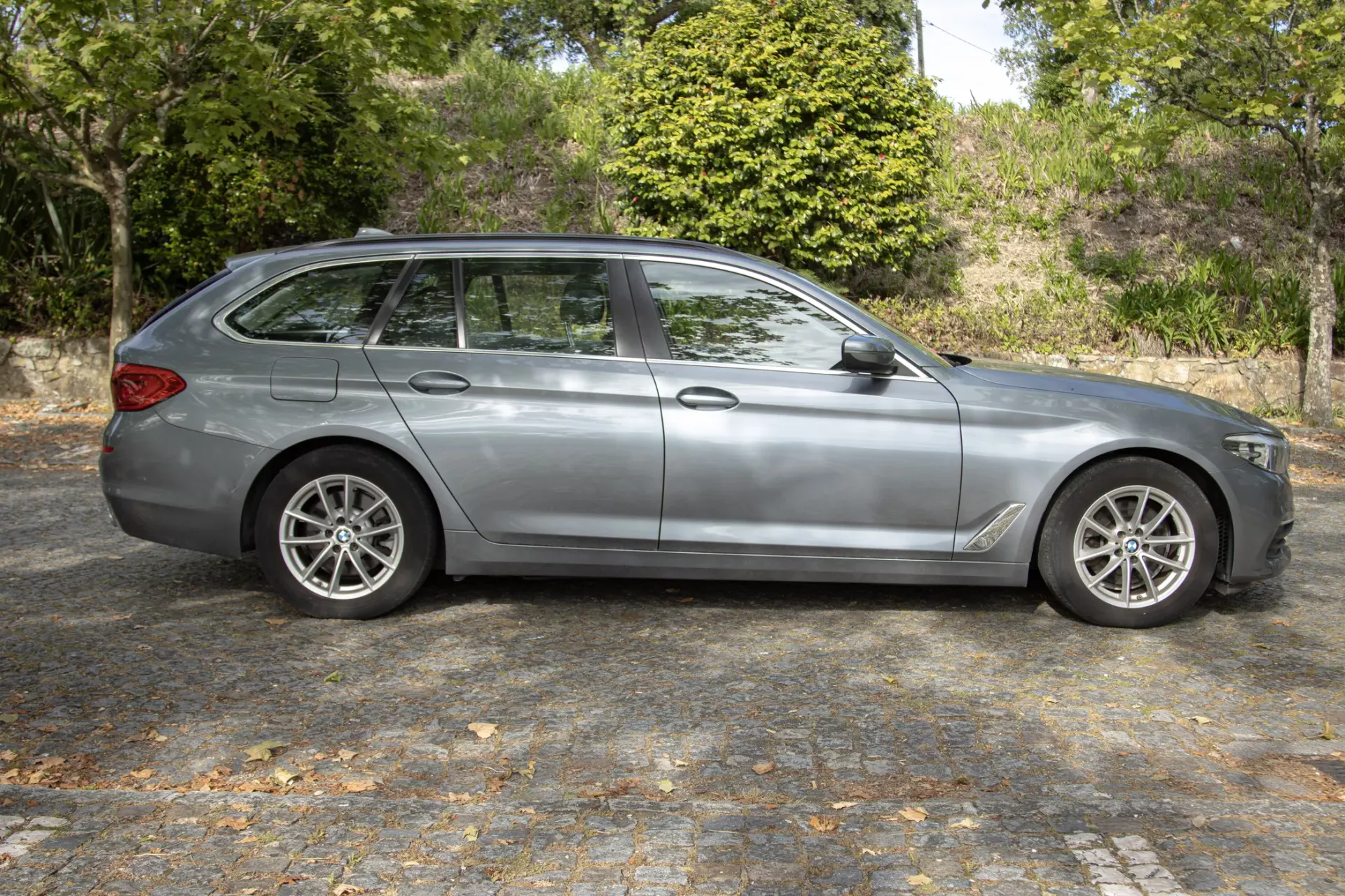 BMW 520 12