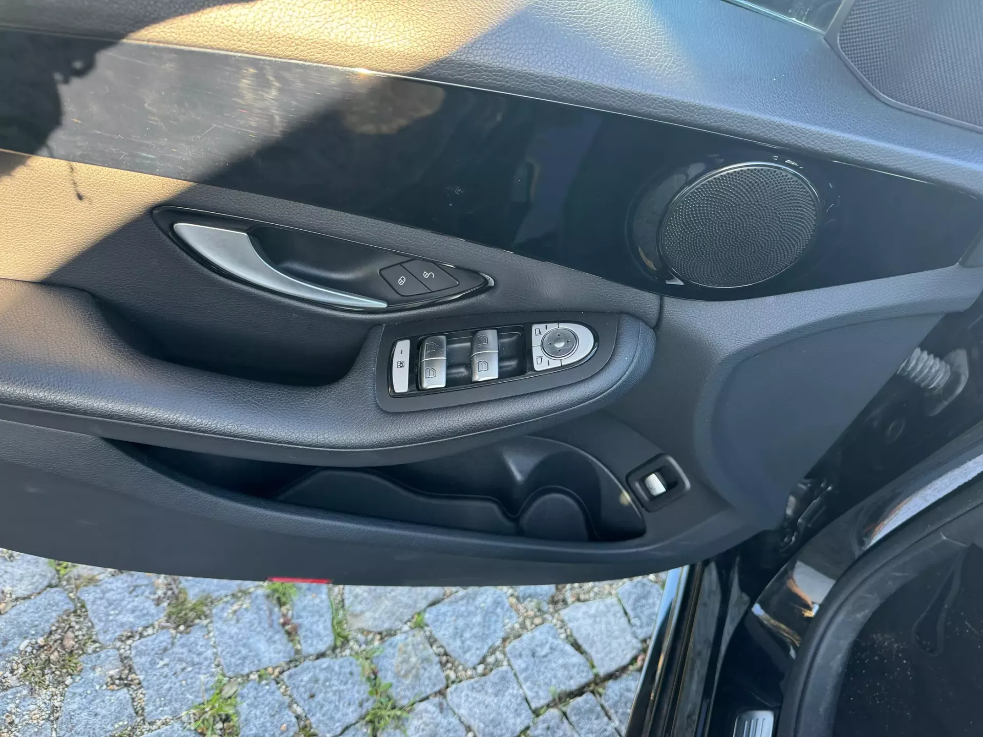 Mercedes-Benz GLC 350 11