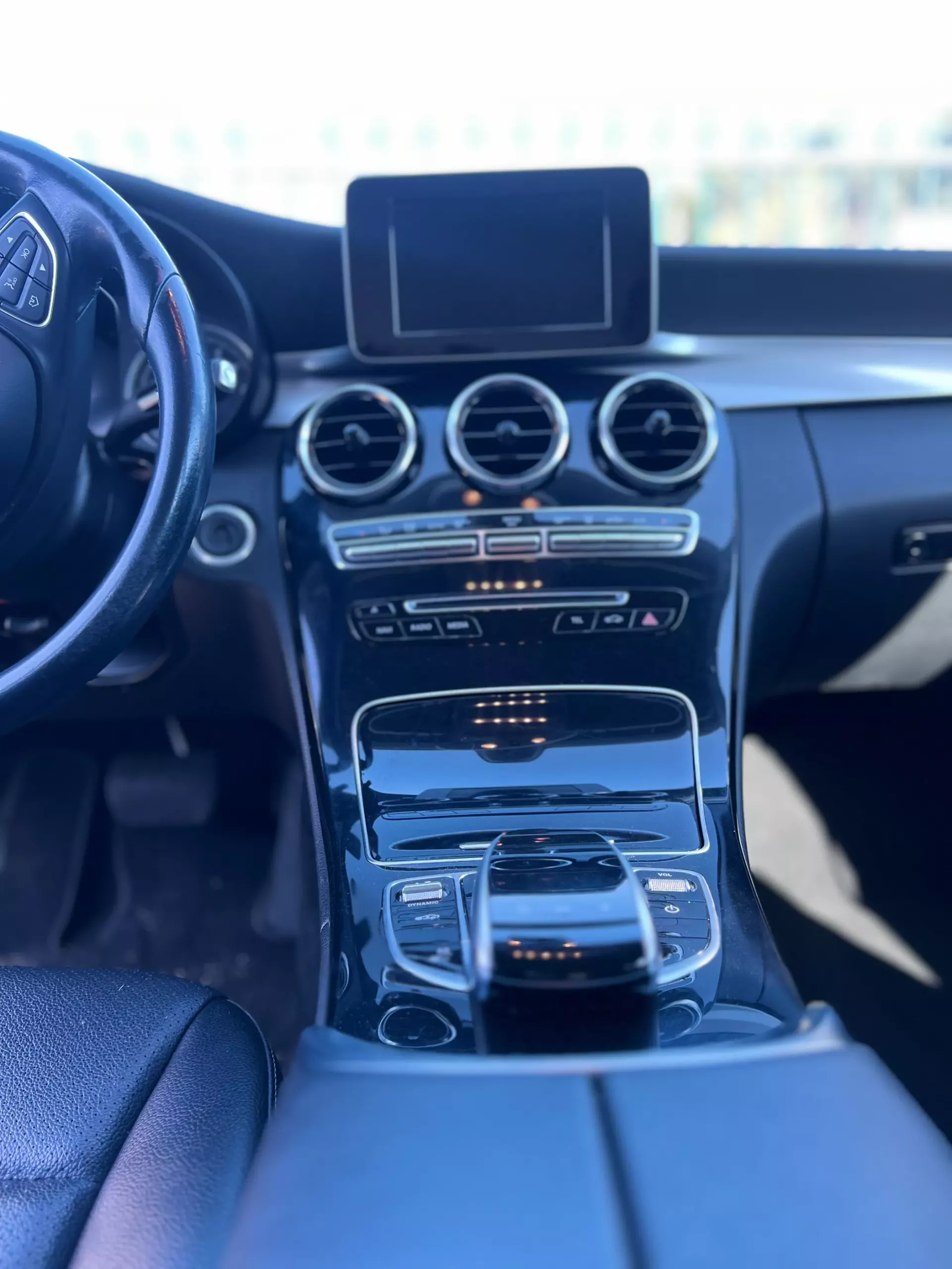 Mercedes-Benz GLC 350 16