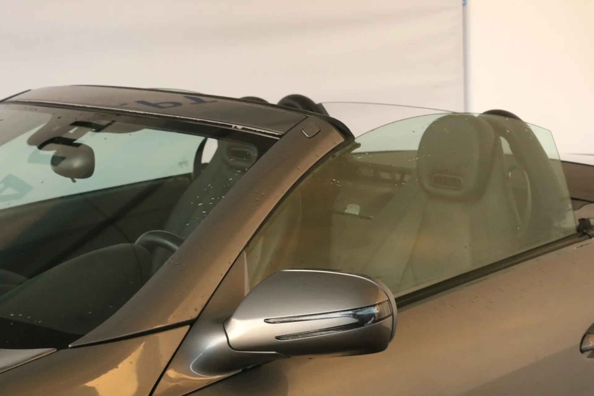 Mercedes-Benz SLK 200 K (2004-2010) 13