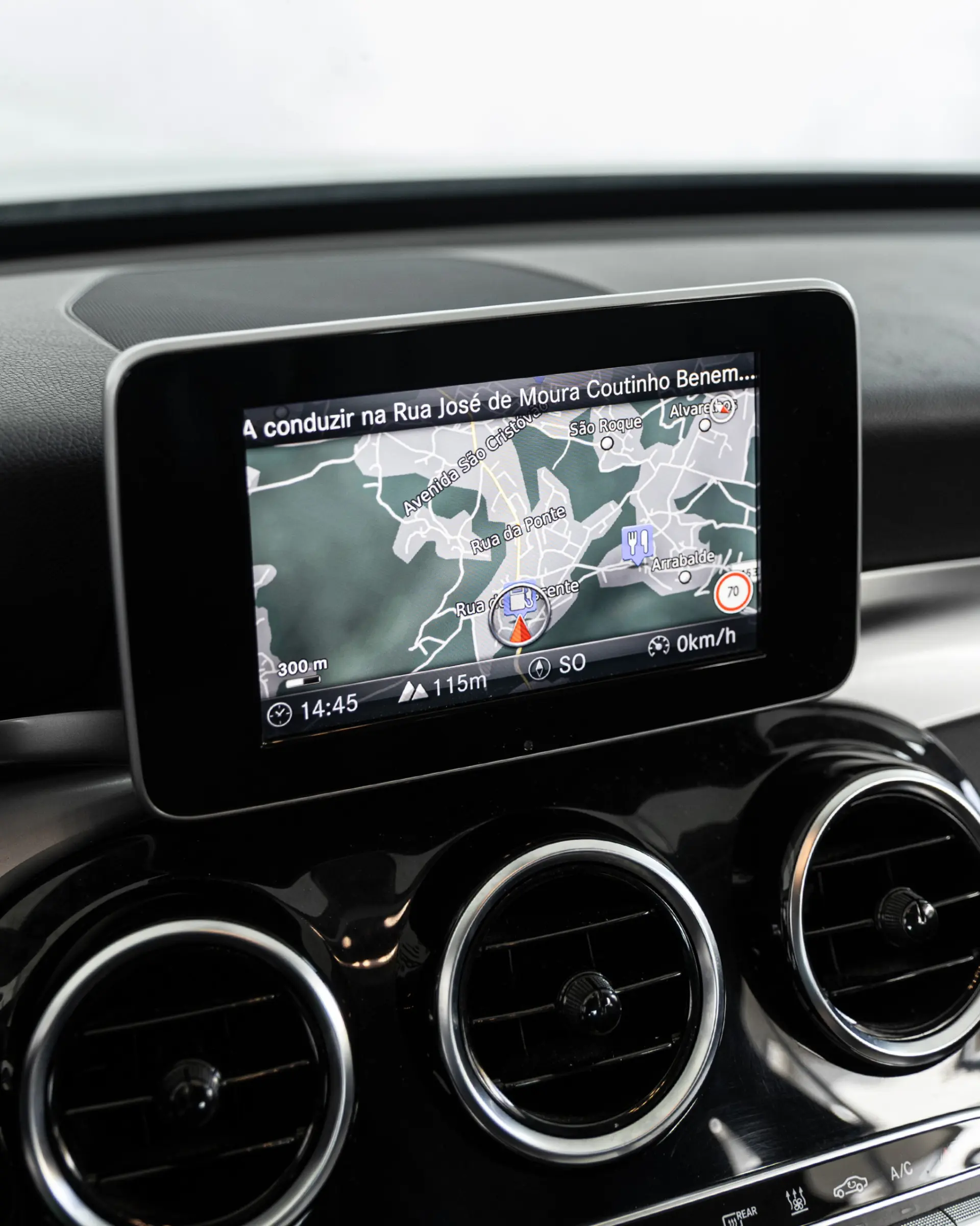 Mercedes-Benz C 350 9