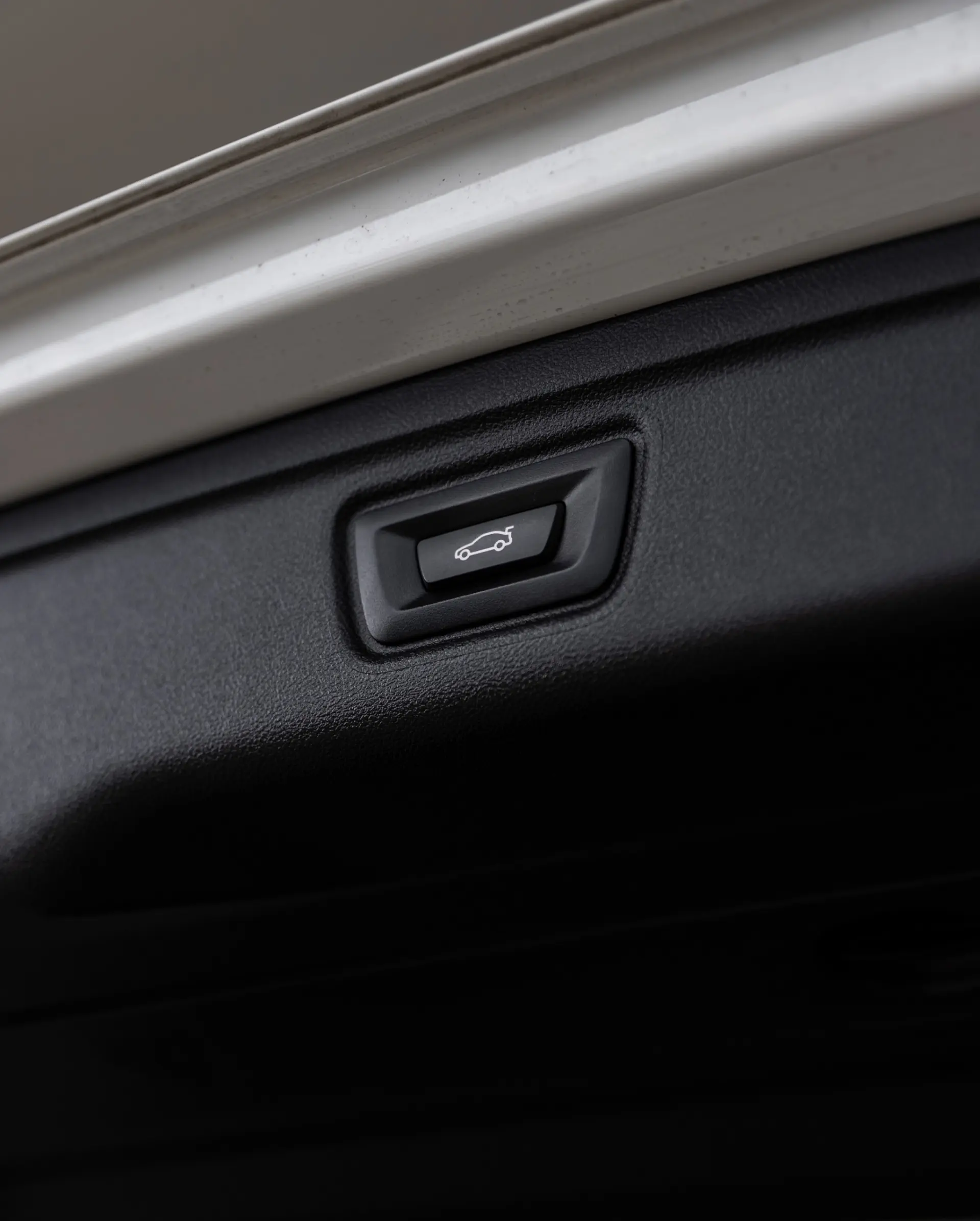 BMW 330 e Pack M Auto 19