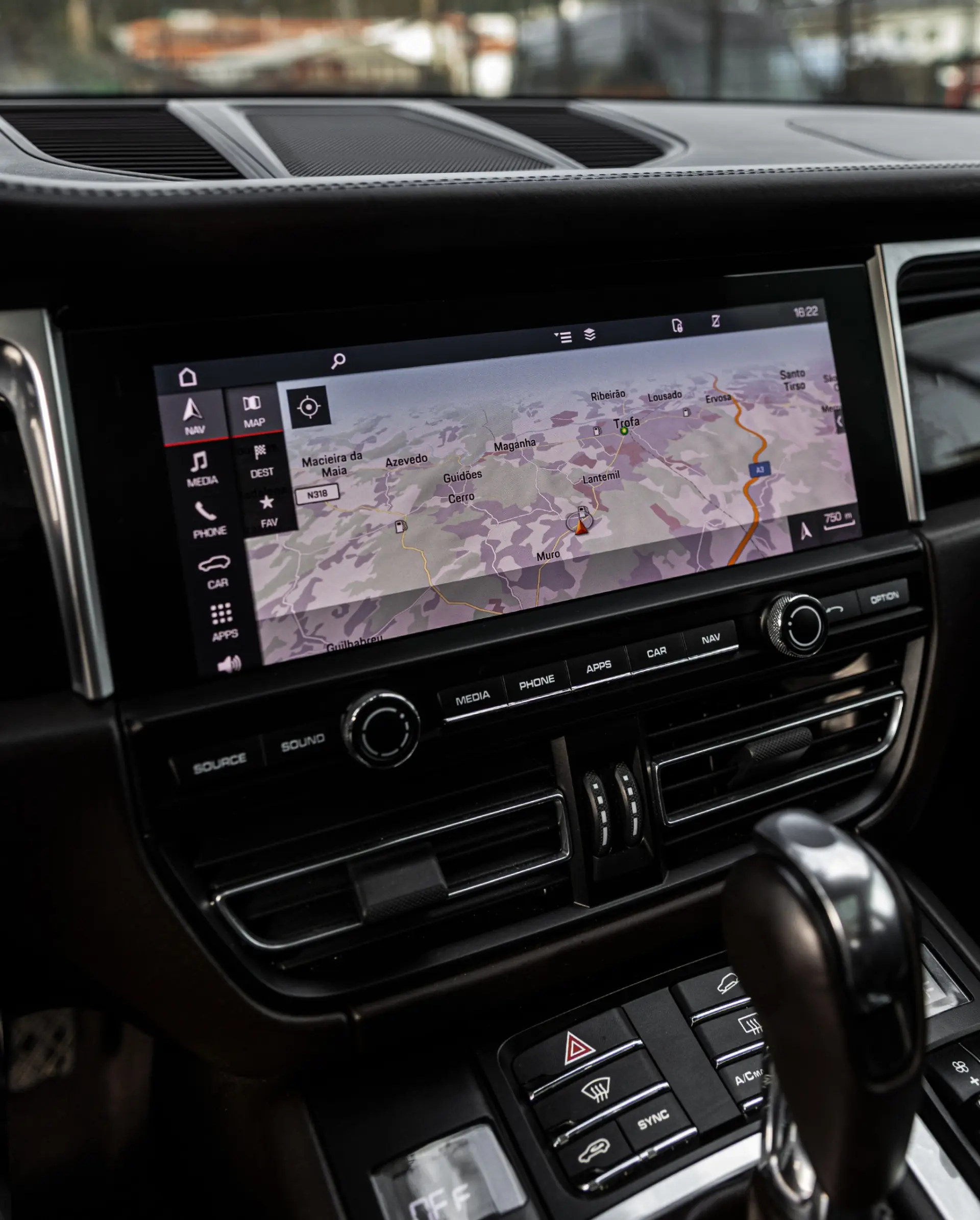 Porsche Macan Spirit (2019-2019) 5