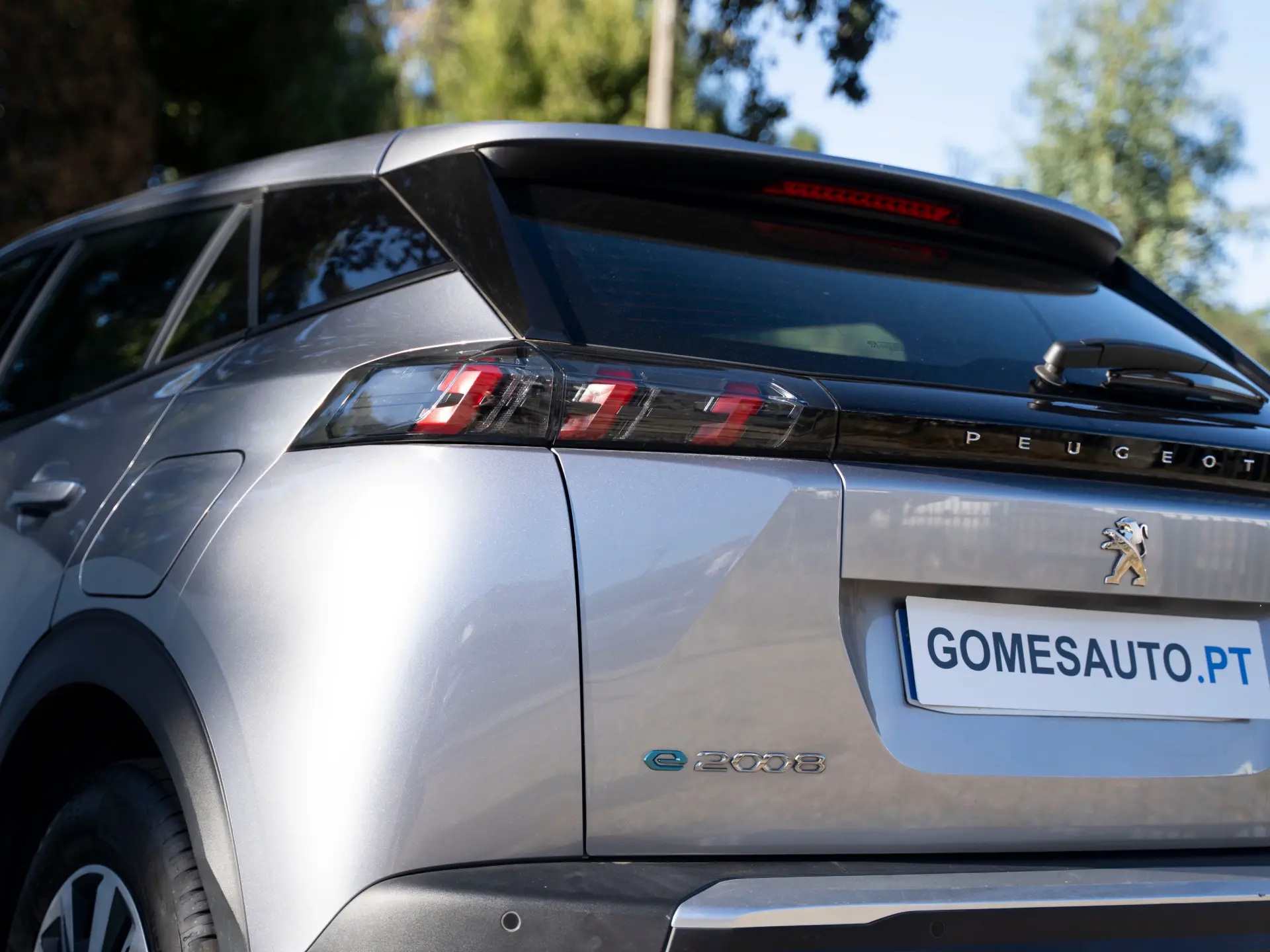 Peugeot e-2008 50 kWh GT Pack 3