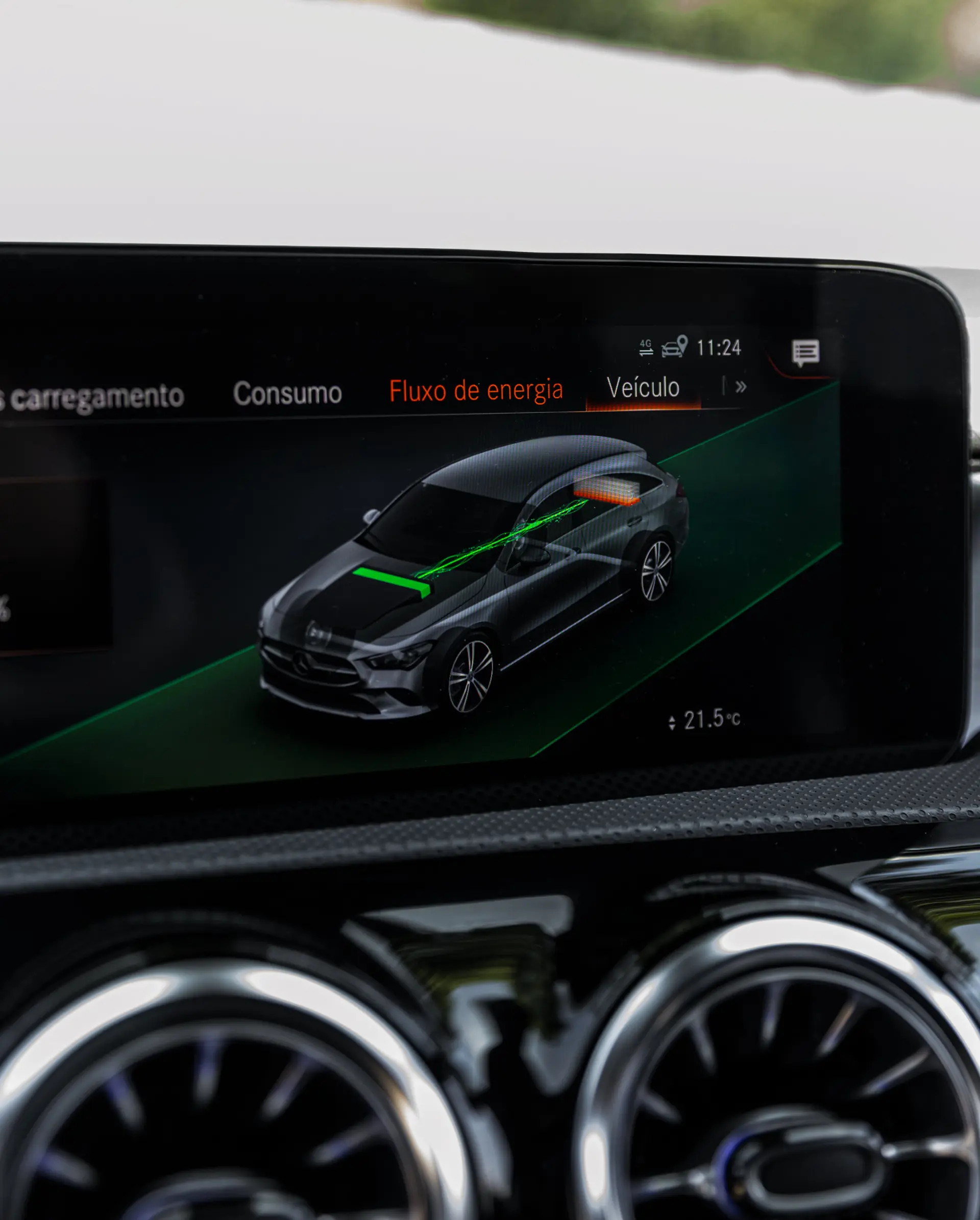 Mercedes-Benz CLA 250 e Shooting Brake AMG Line 23