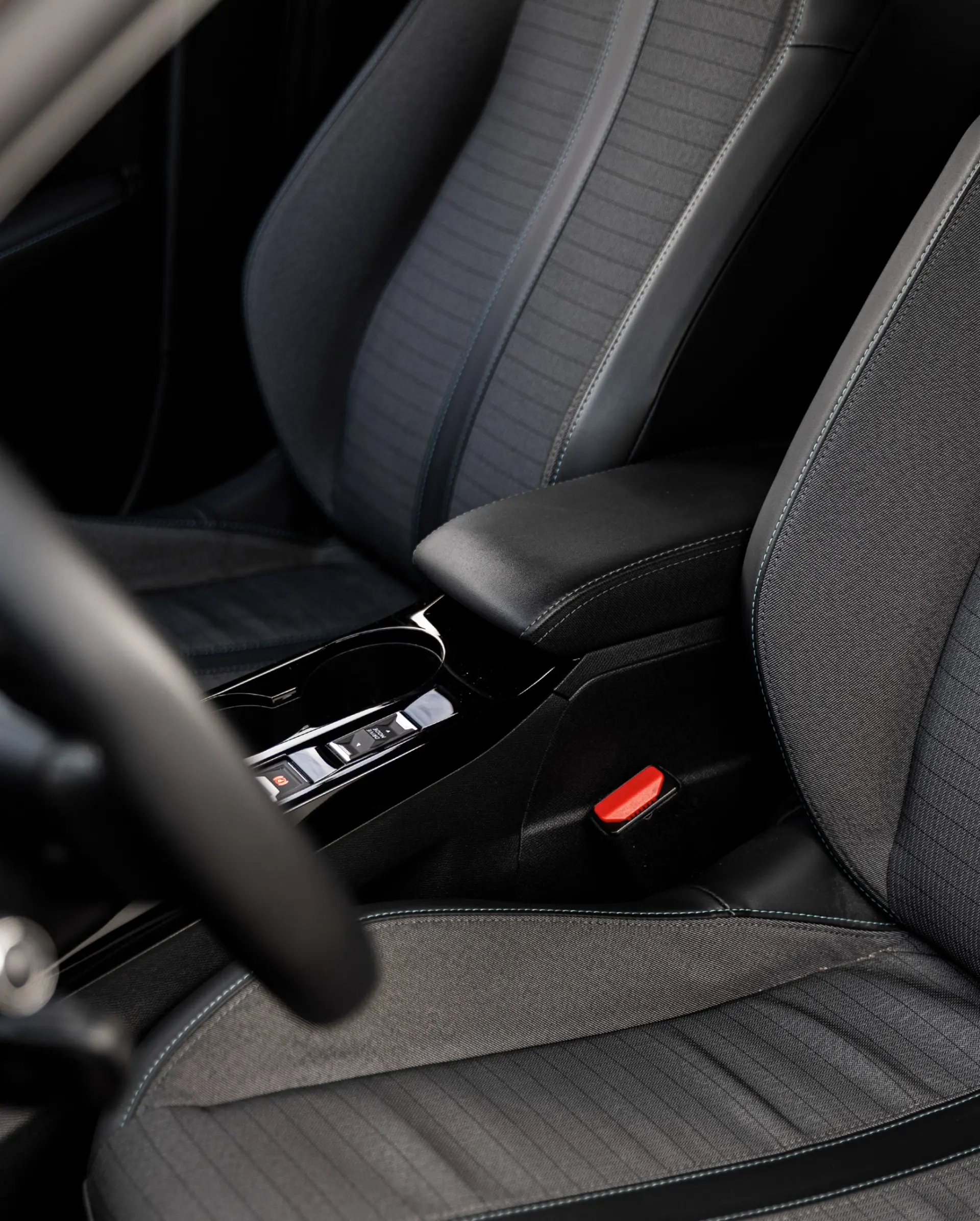 Peugeot 208 PureTech 75 Allure Pack 22