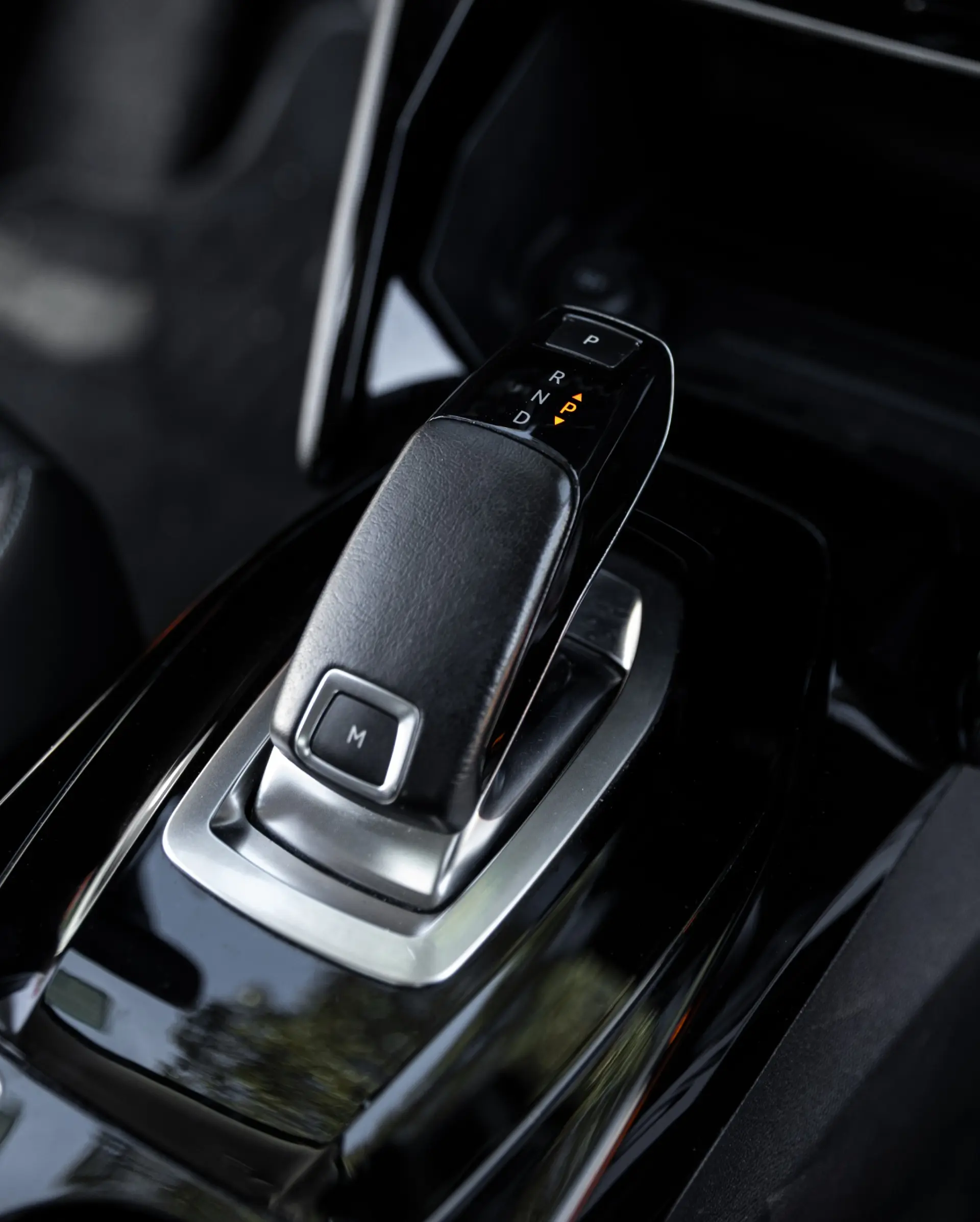 Peugeot 2008 1.2 PureTech Style EAT6 19