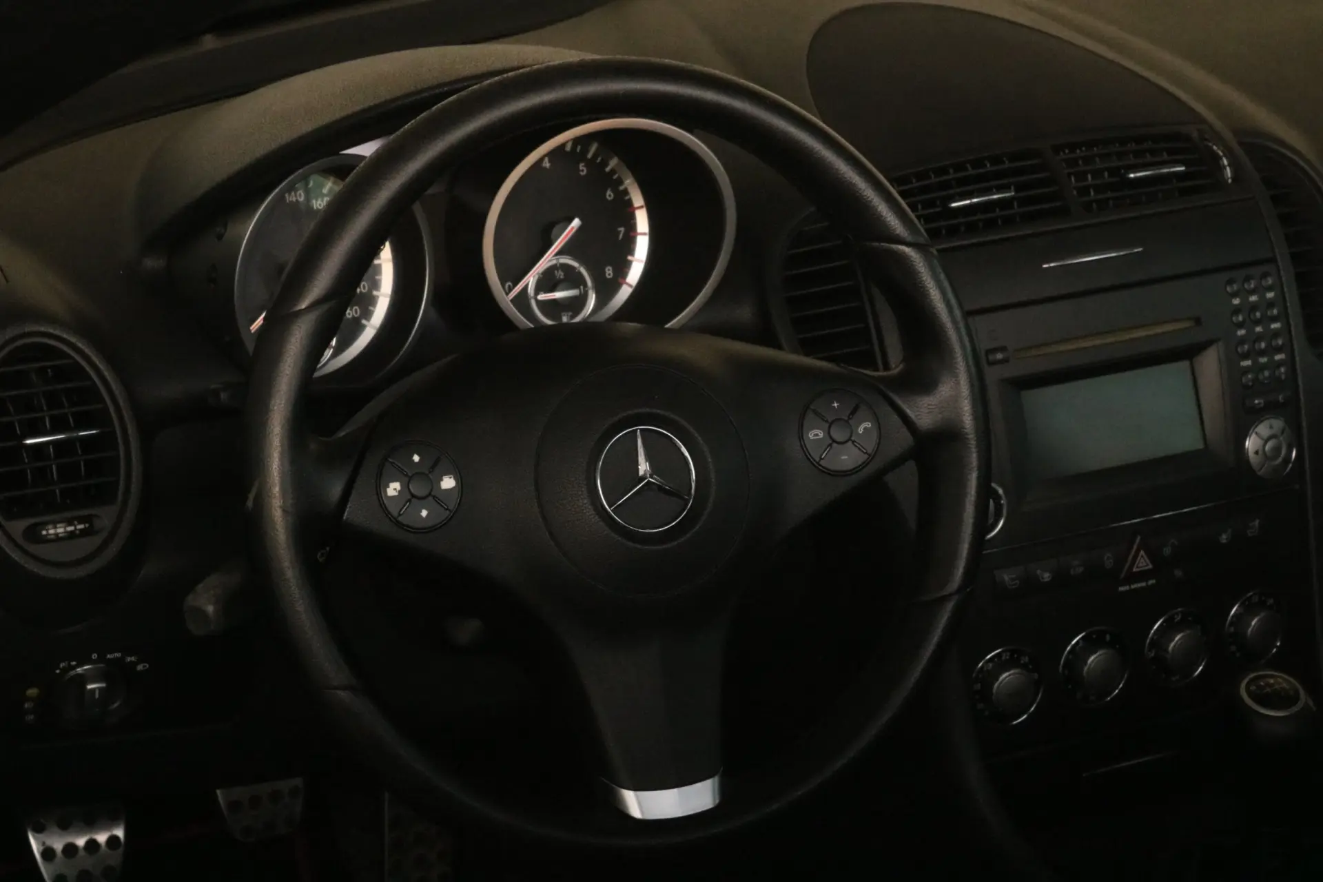 Mercedes-Benz SLK 200 K (2004-2010) 18