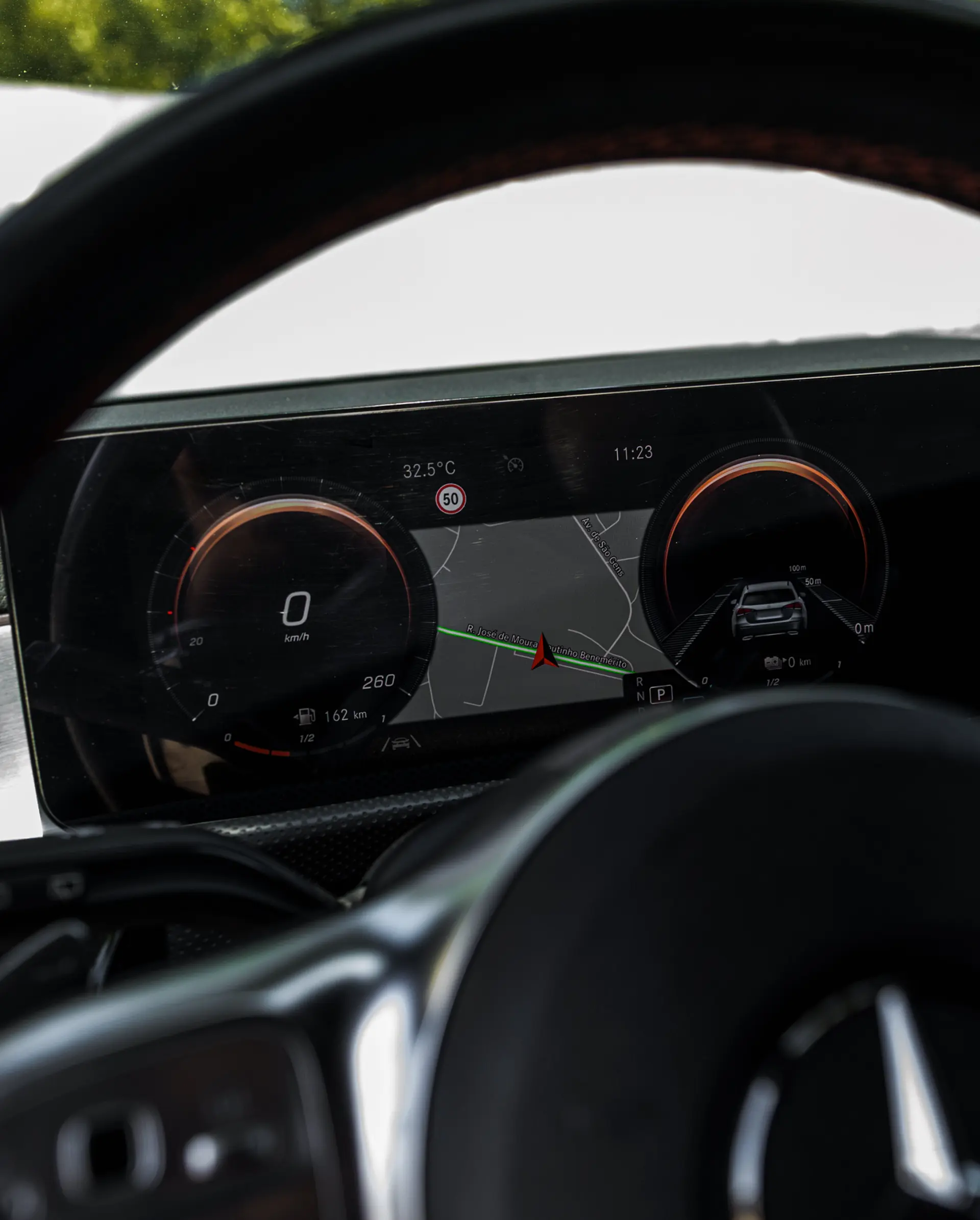 Mercedes-Benz CLA 250 e Shooting Brake AMG Line 16