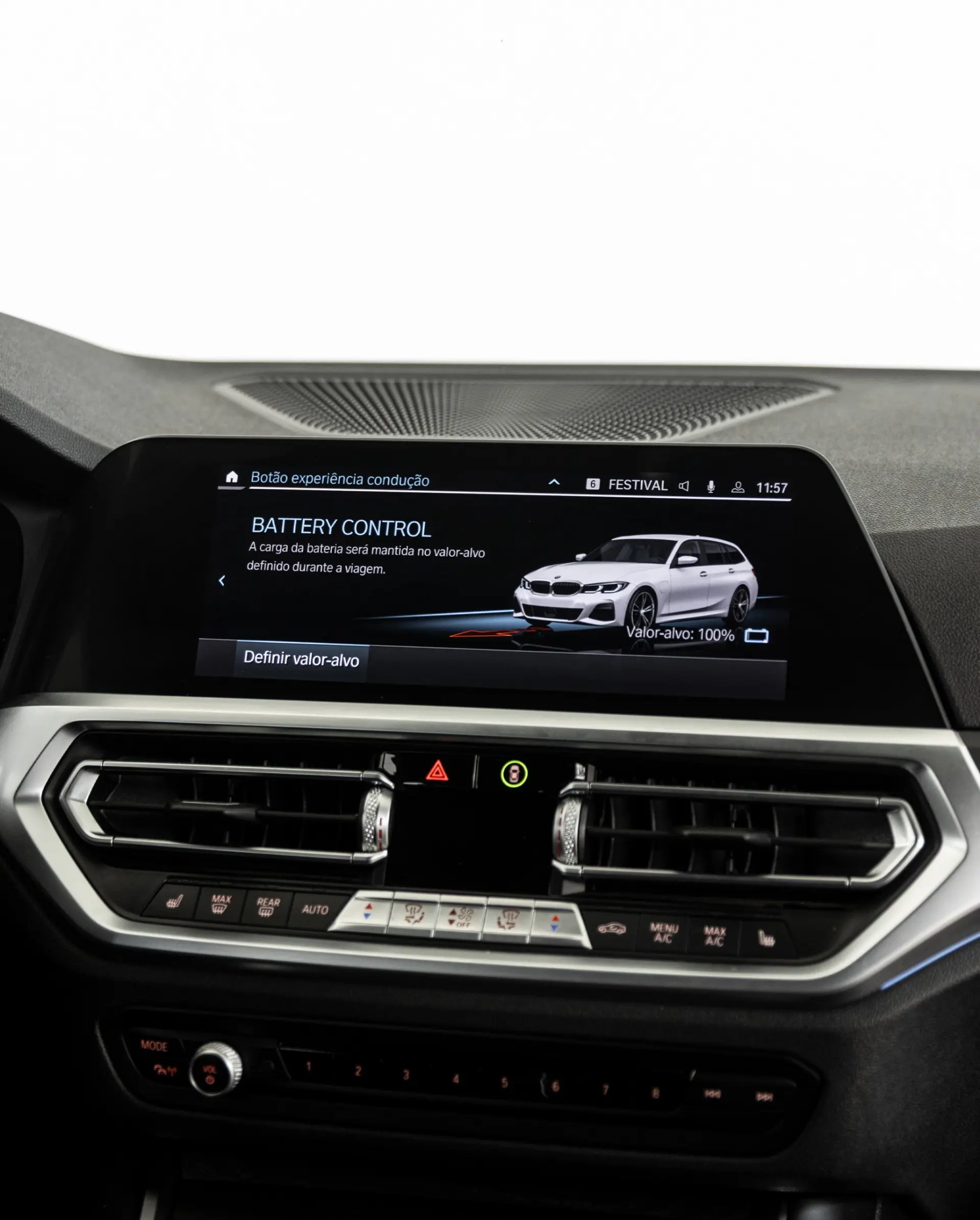 BMW 330 e Pack M Auto 12