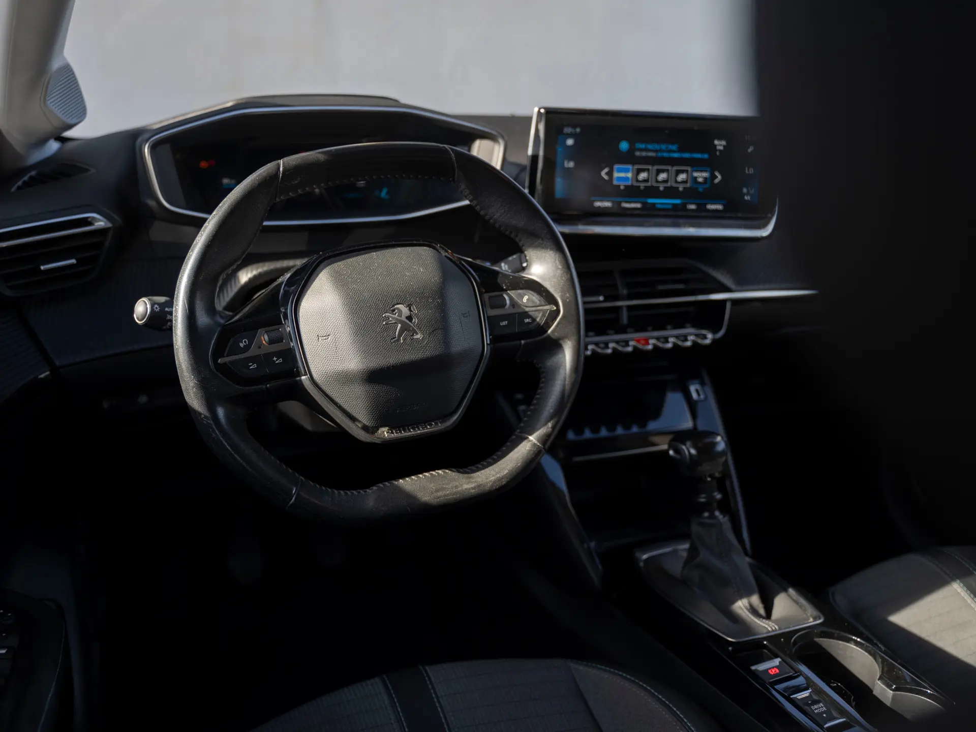 Peugeot 208 1.2 PureTech Active 18