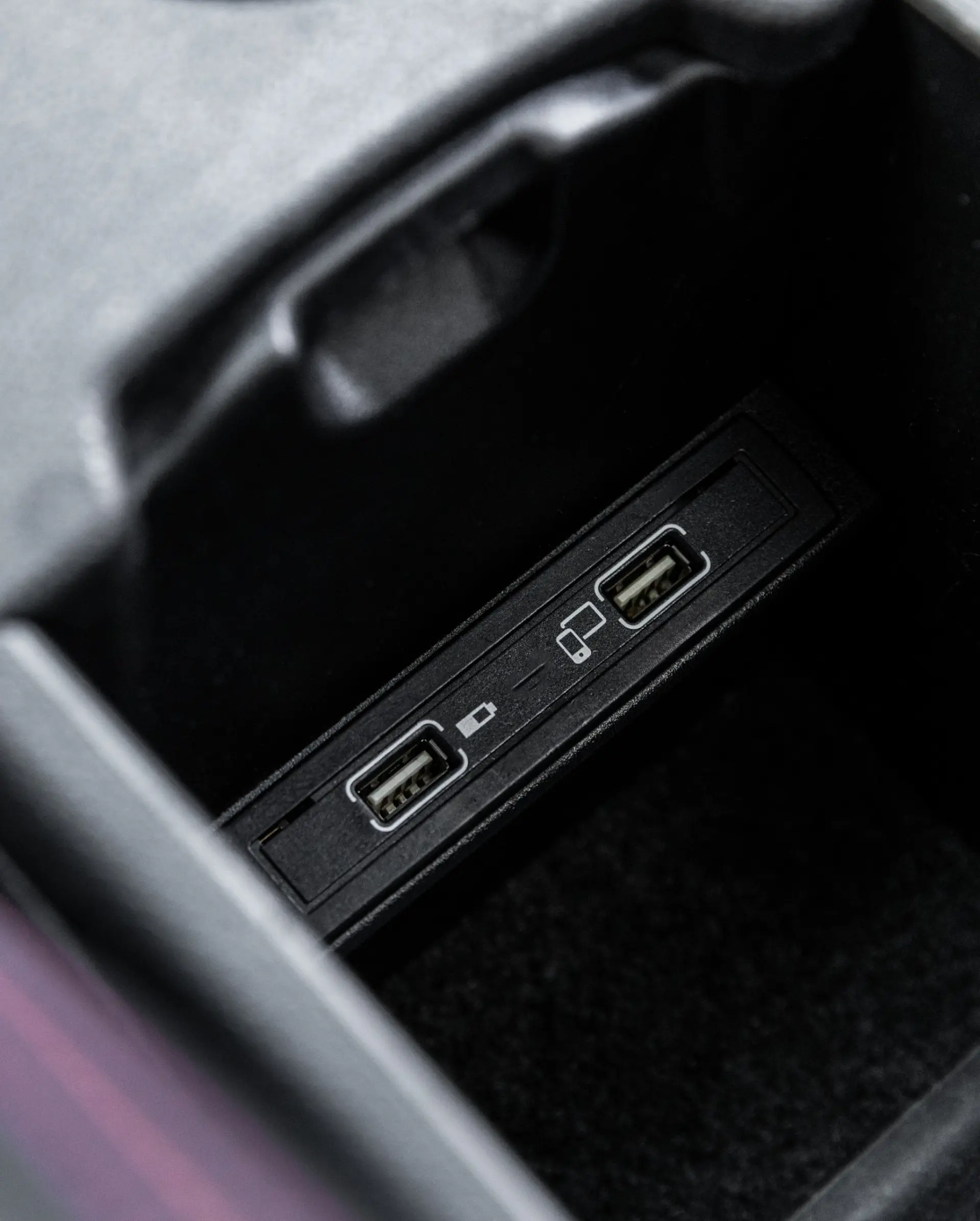 Mercedes-Benz CLA 45 AMG 4-Matic (2016-2018) 28