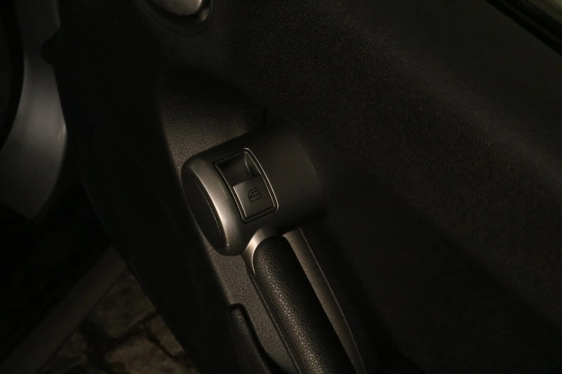 Mercedes-Benz SLK 200 K (2004-2010) 34