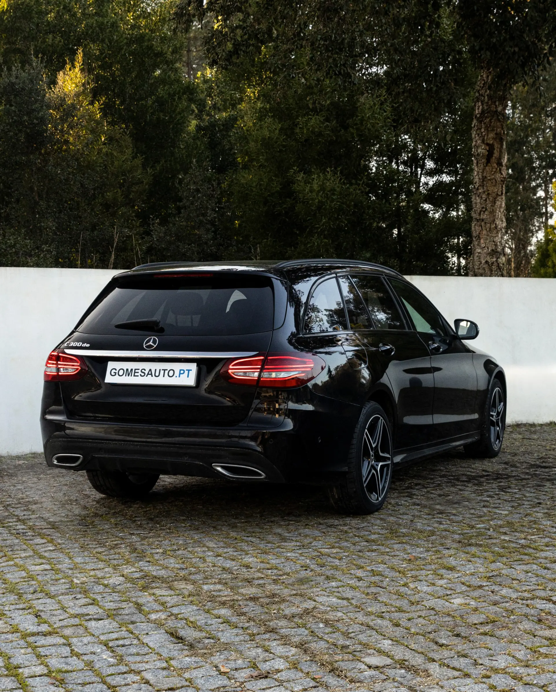 Mercedes-Benz C 300 e AMG Line 2