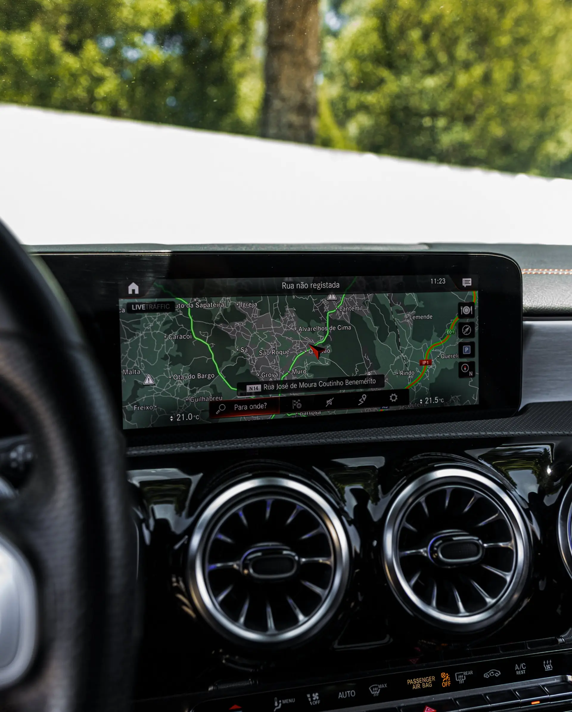 Mercedes-Benz CLA 250 e Shooting Brake AMG Line 19