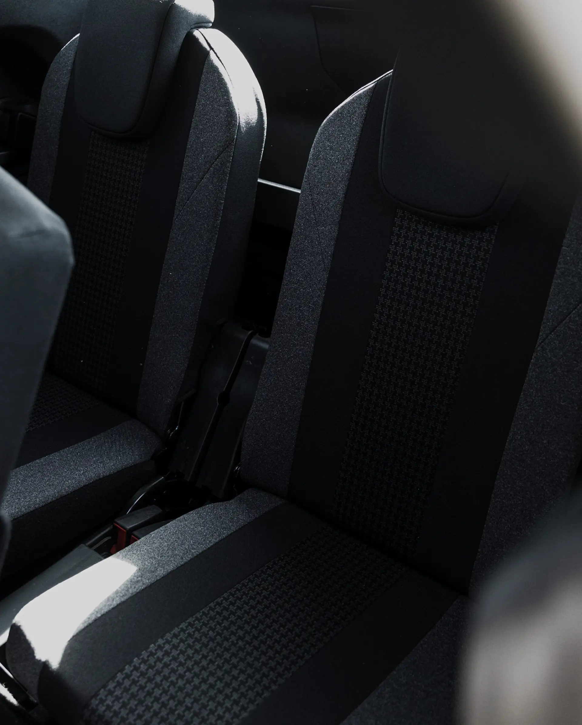 Peugeot 2008 1.2 PureTech GT Line EAT8 23