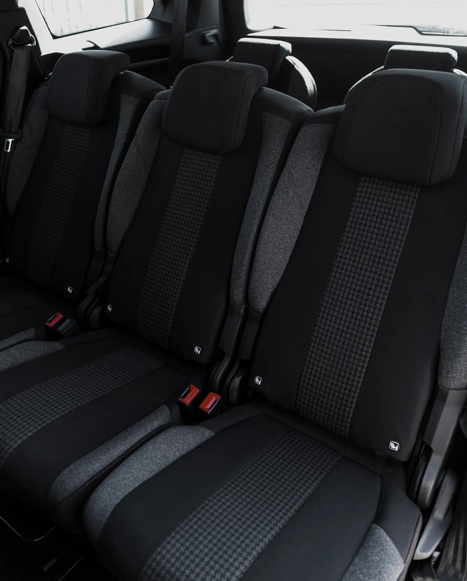 Peugeot 2008 1.2 PureTech Allure EAT8 25